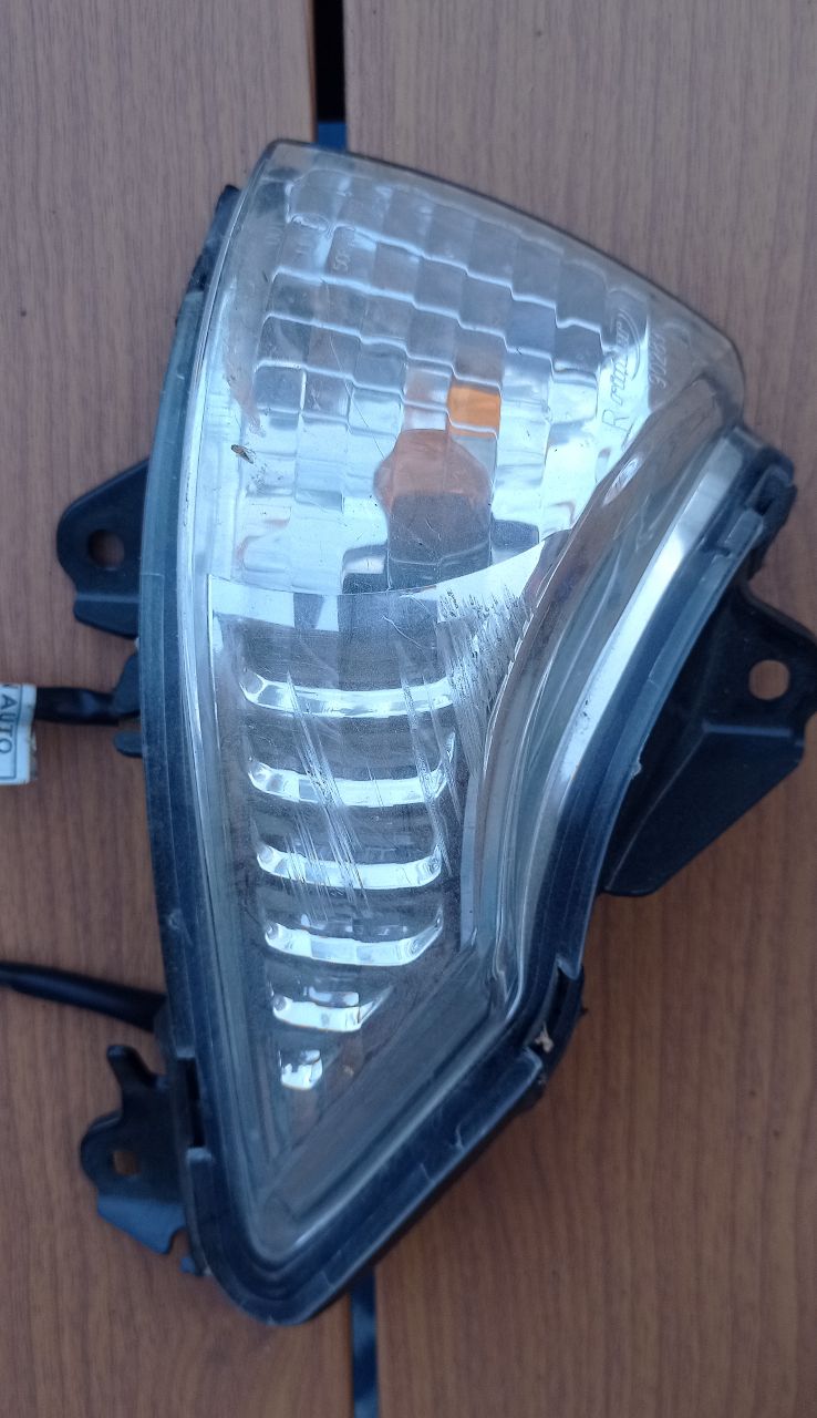 Clignotant droit er6 n