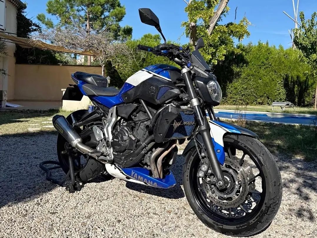 Yamaha mt07 a2 abs