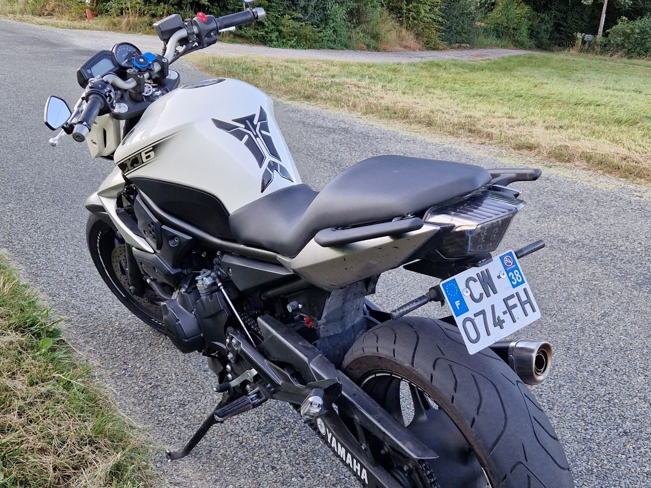 Yamaha XJ6 Naked
