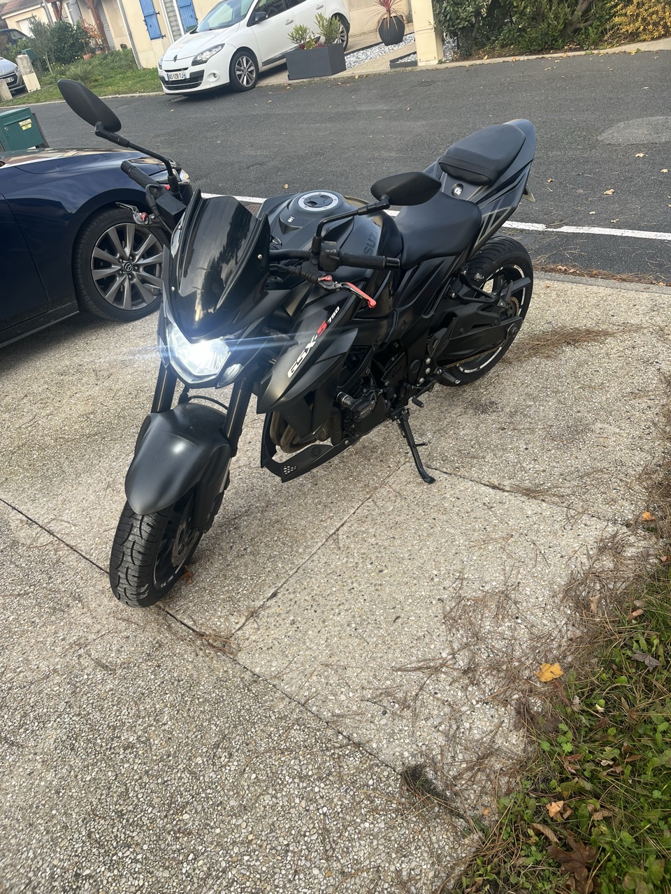 Suzuki Gsxs 750 A2