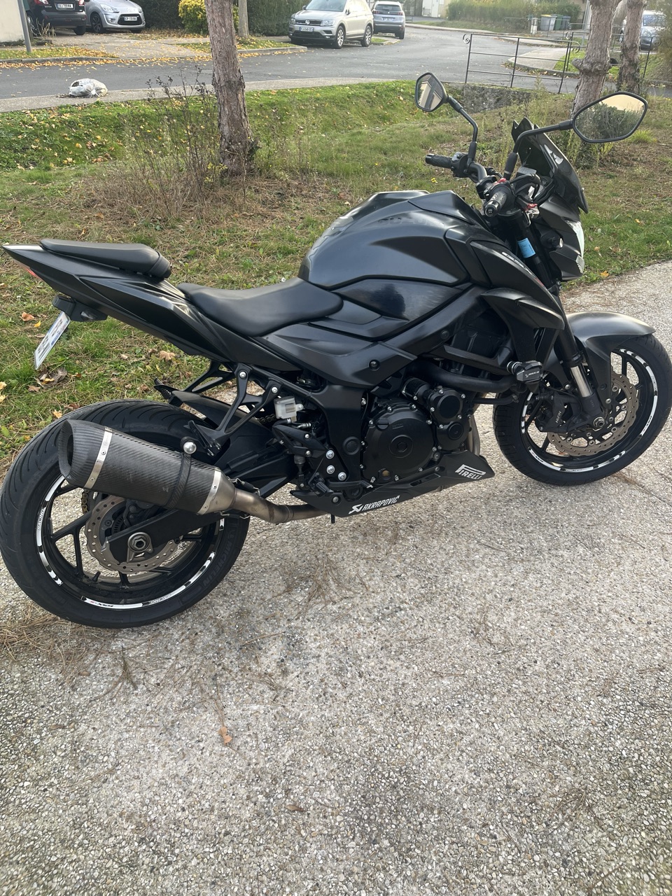 Suzuki Gsxs 750 A2
