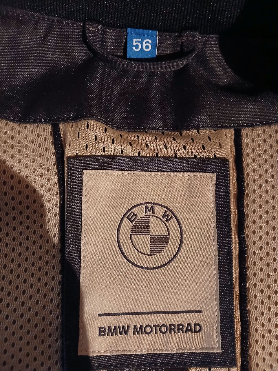 Blouson ete  neuf bmw motorrad taille 56  200 euro