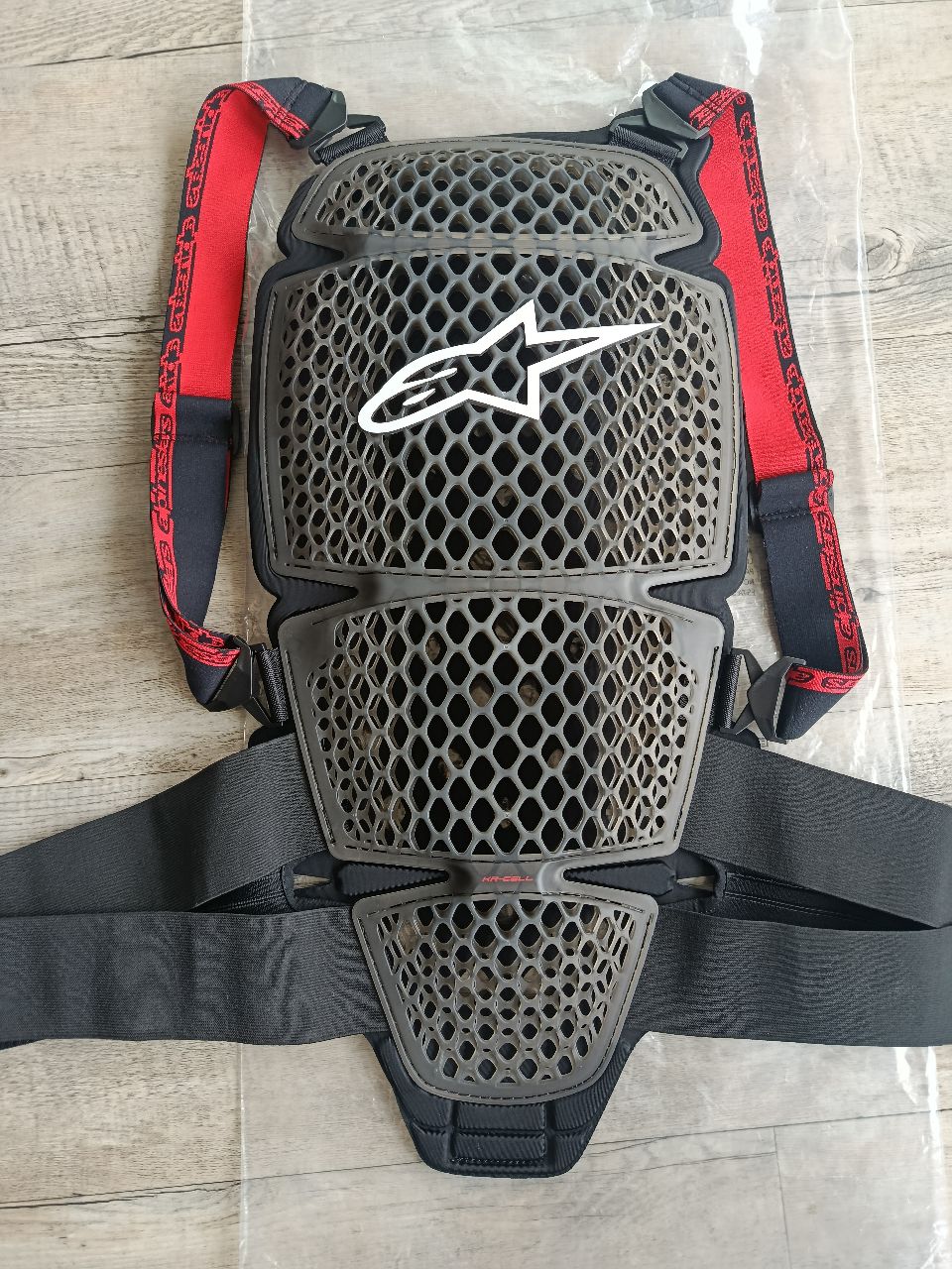 Dorsale alpinestar KR cell nucléon