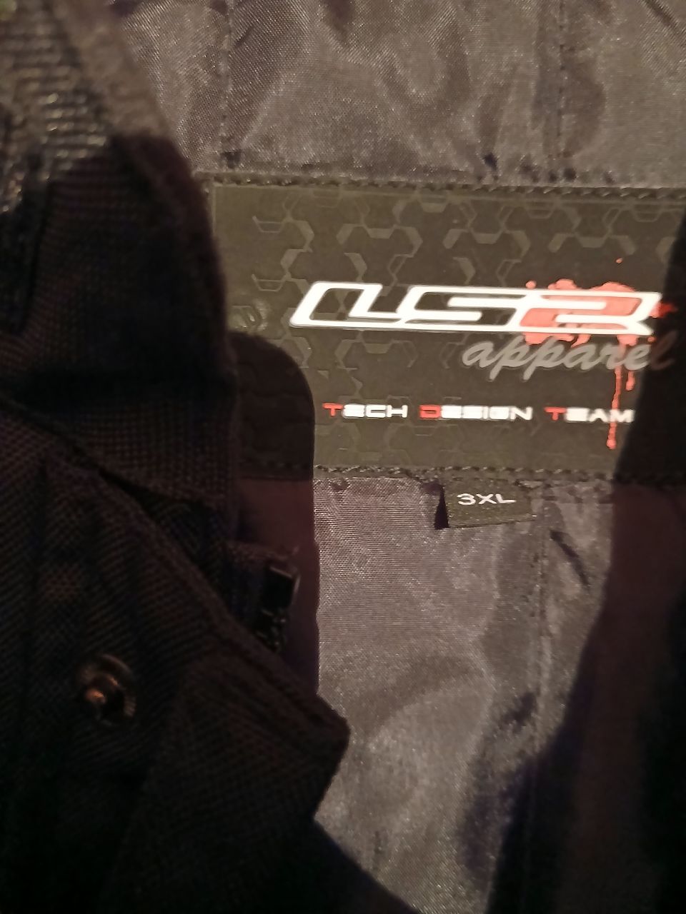 Blouson moto etat neuf  tres peu porte 70 EUROS