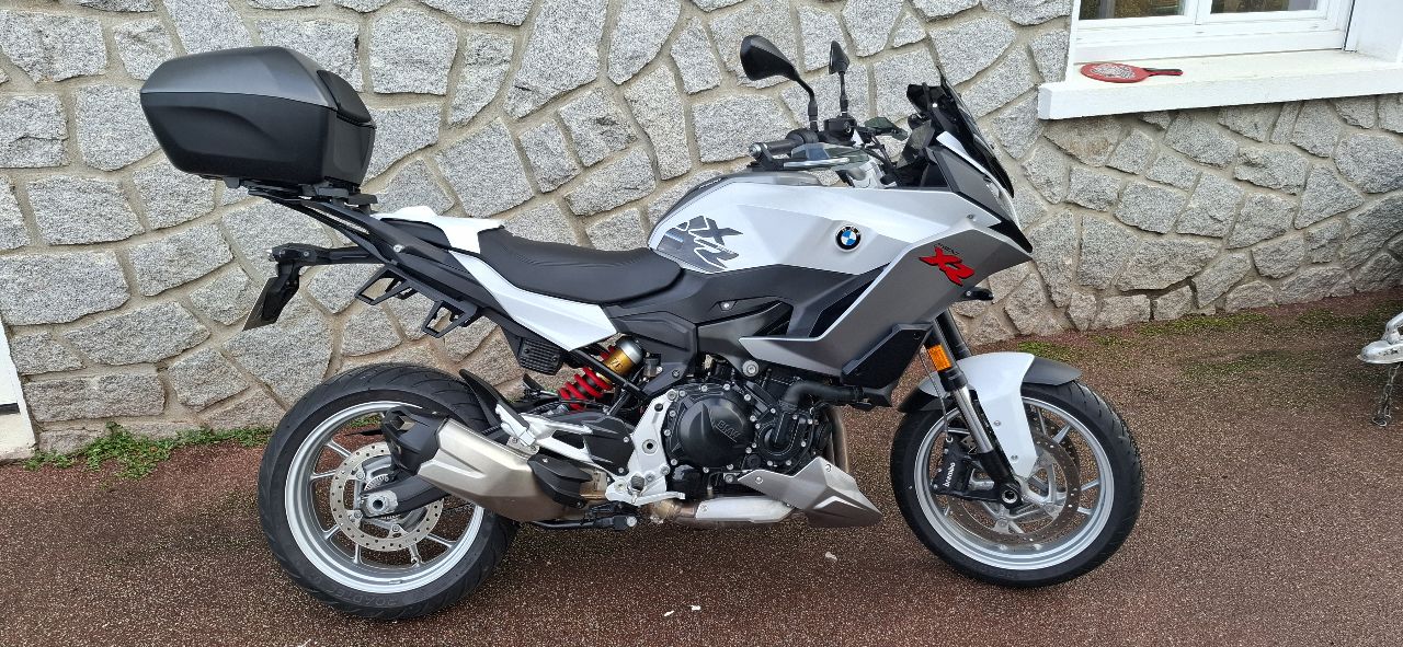 F900 xr excellent etat