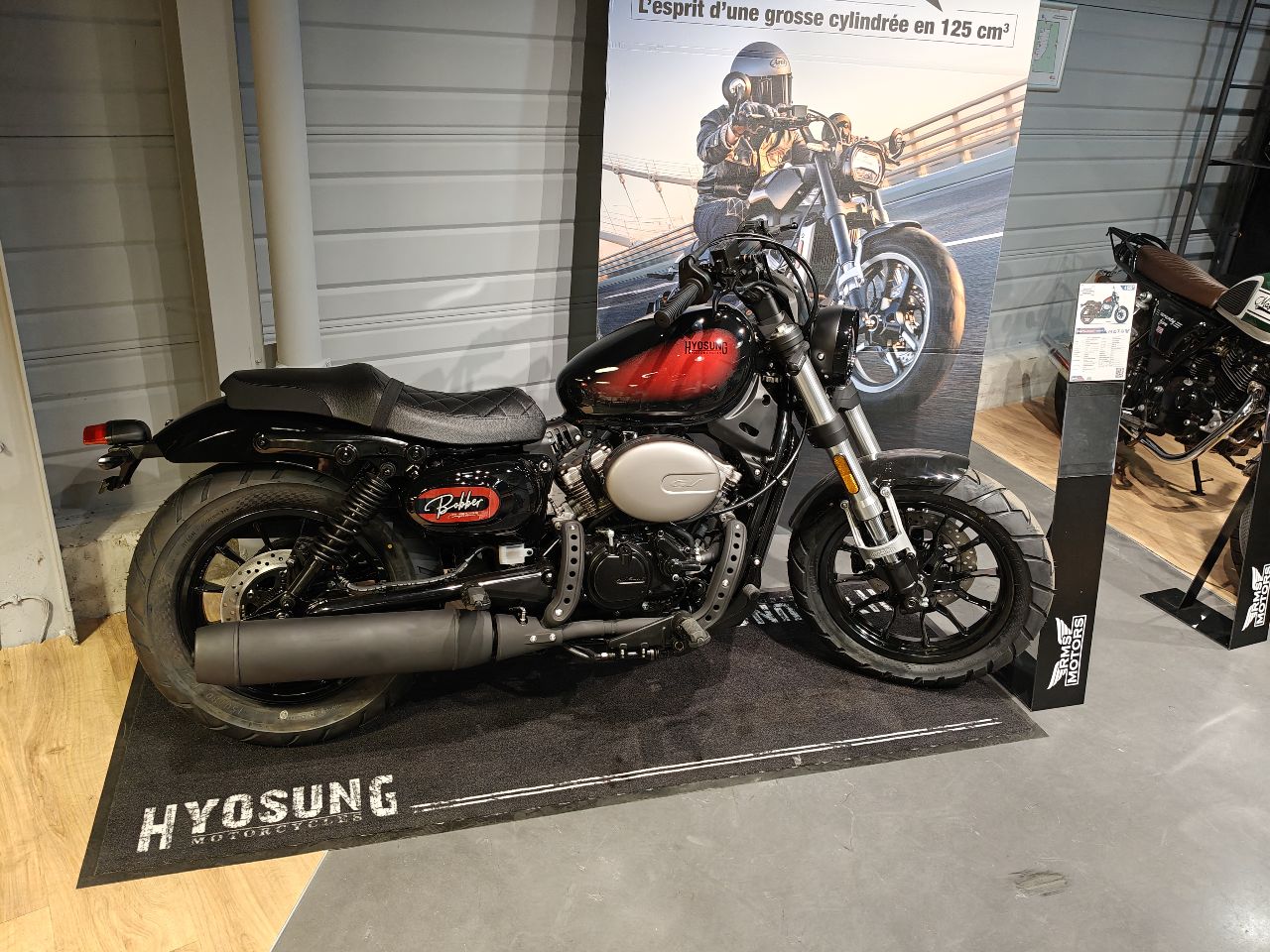 Hyosung bobber gv s evo 125cc