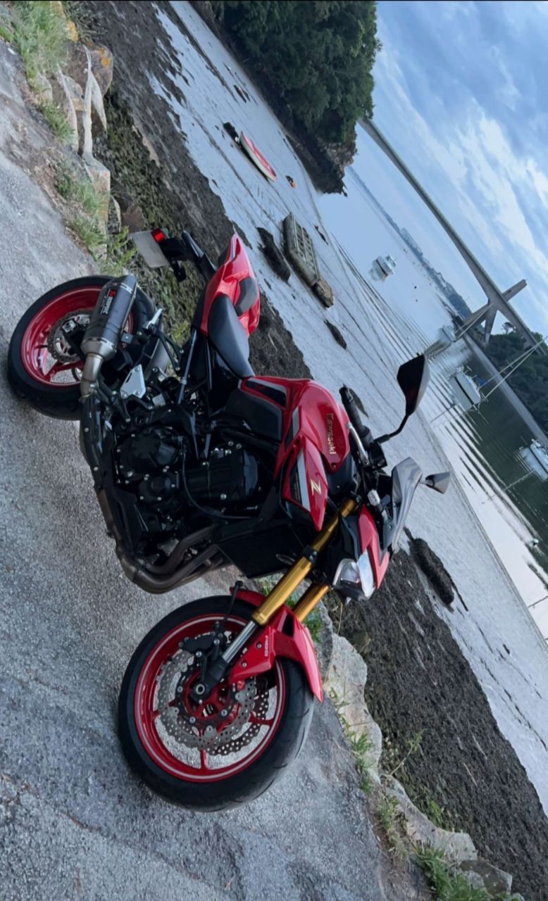 Moto z 900 kawasaki 50th Anniversary 