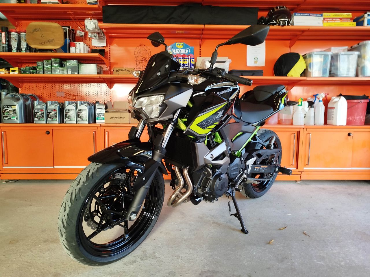 Kawasaki z400