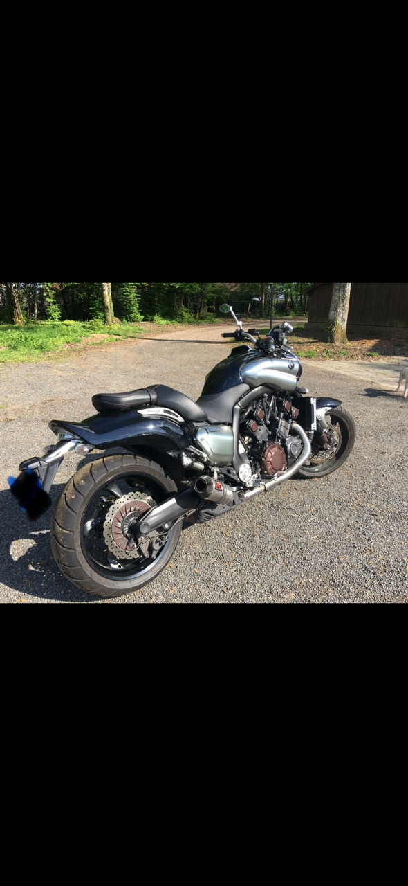 Vends 1700 VMAX