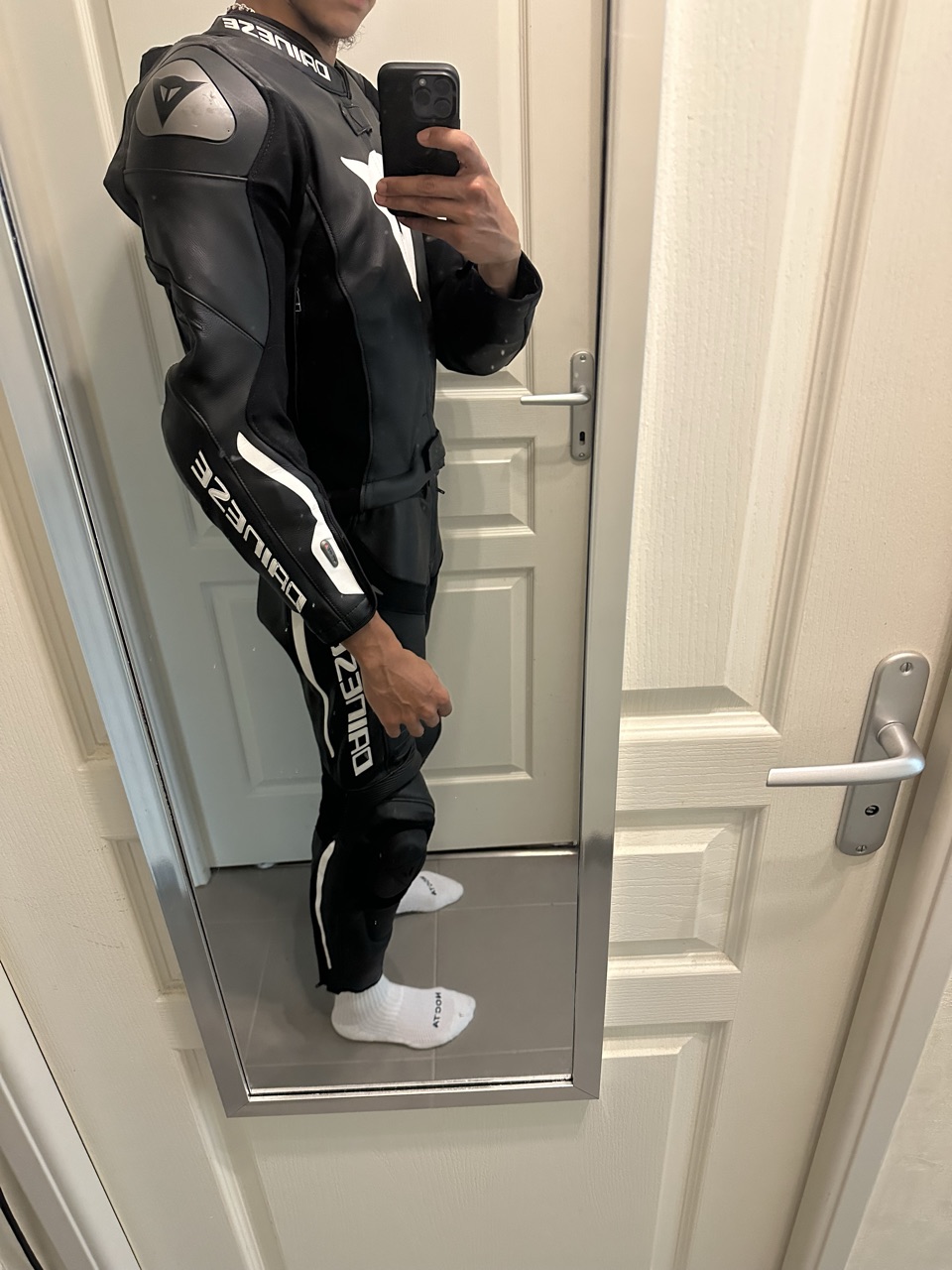 Dainese Avro D-Air – Combinaison 2 pièces cuir – T