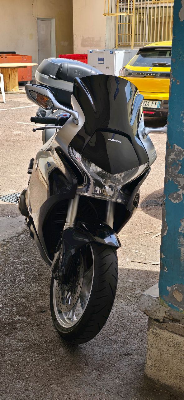 Honda vfr 1200 f dct 