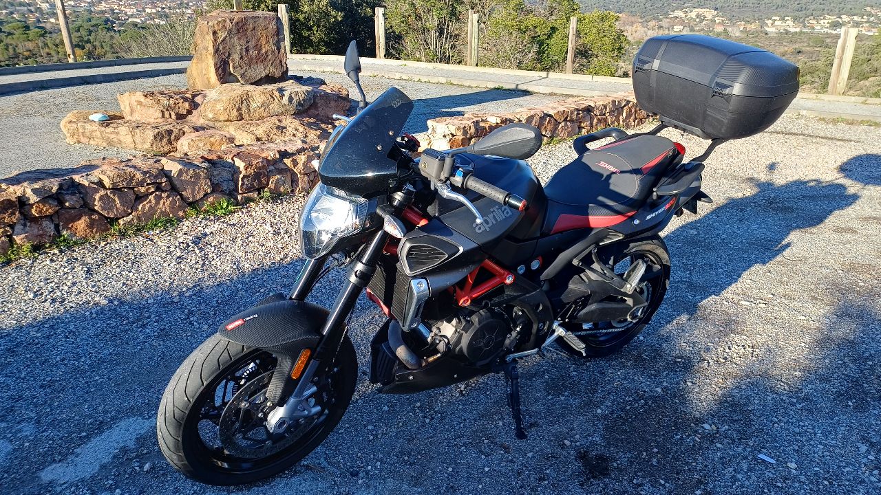 Aprilia Shiver 900