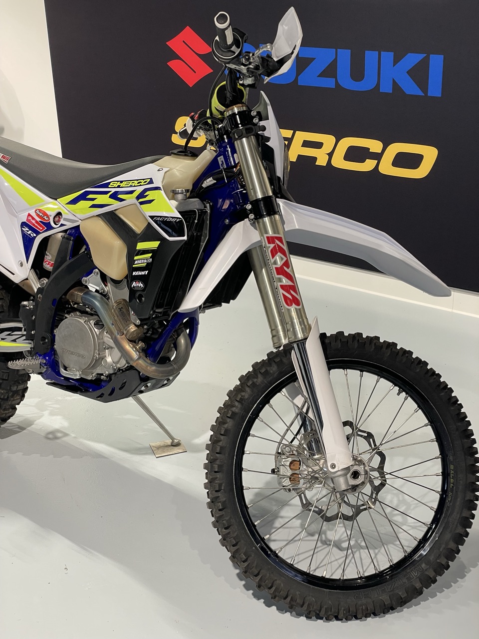 300 SEF R FACTORY ou 300 sef r factory homologuée