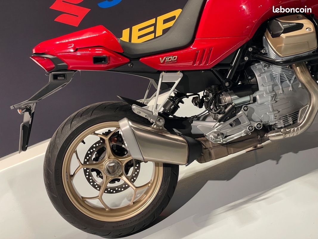  V 100 MANDELLO ou v 100 mandello