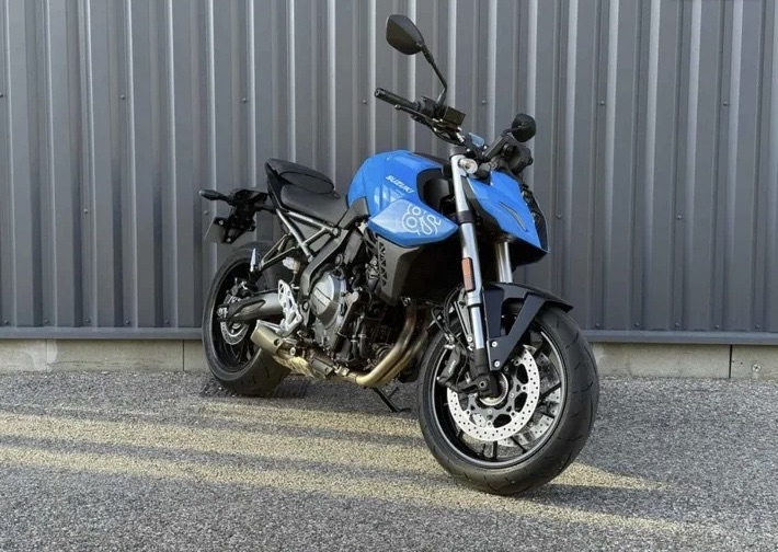 Suzuki GSX8-S