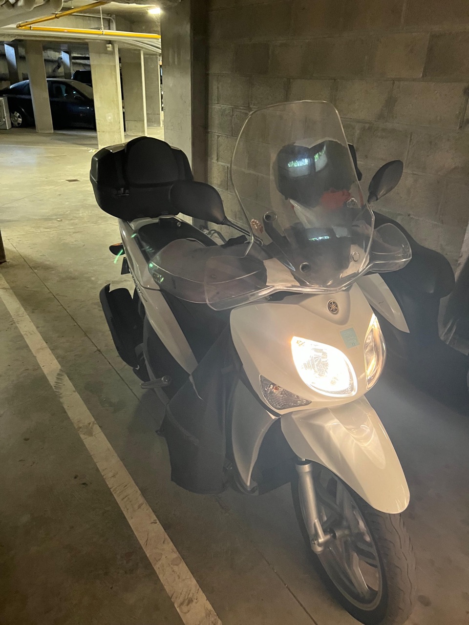 deux scooters fiables et économiques
