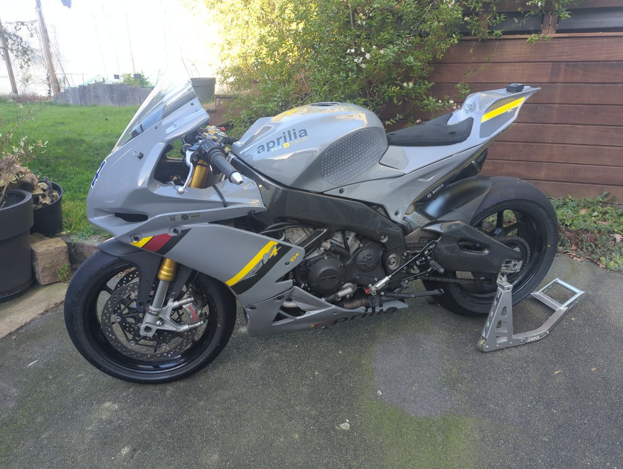 Aprilia RSV4 - 2020 - 8700kms