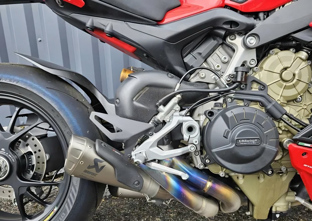 Ducati Streetfighter V4 S