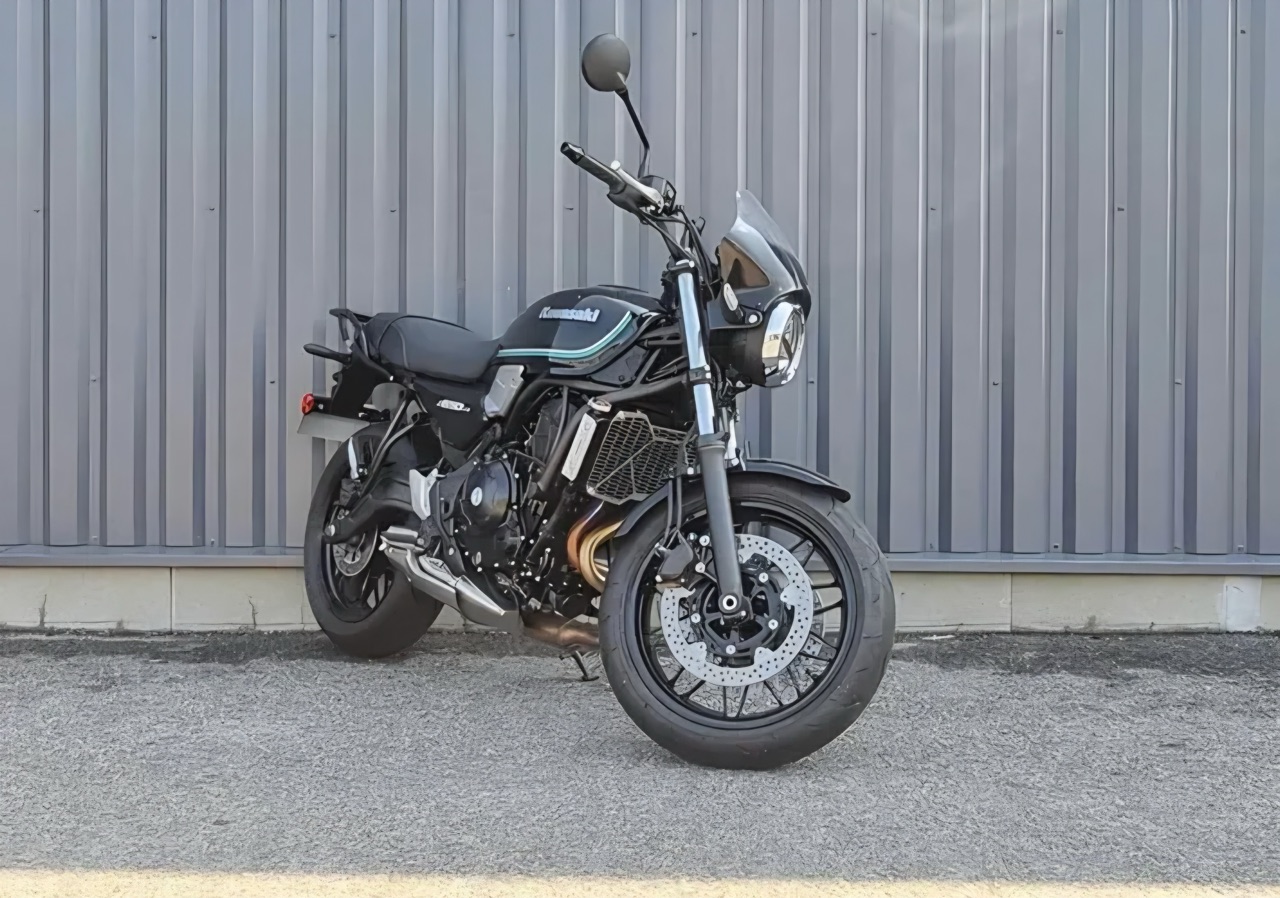 Kawasaki Z 650 RS