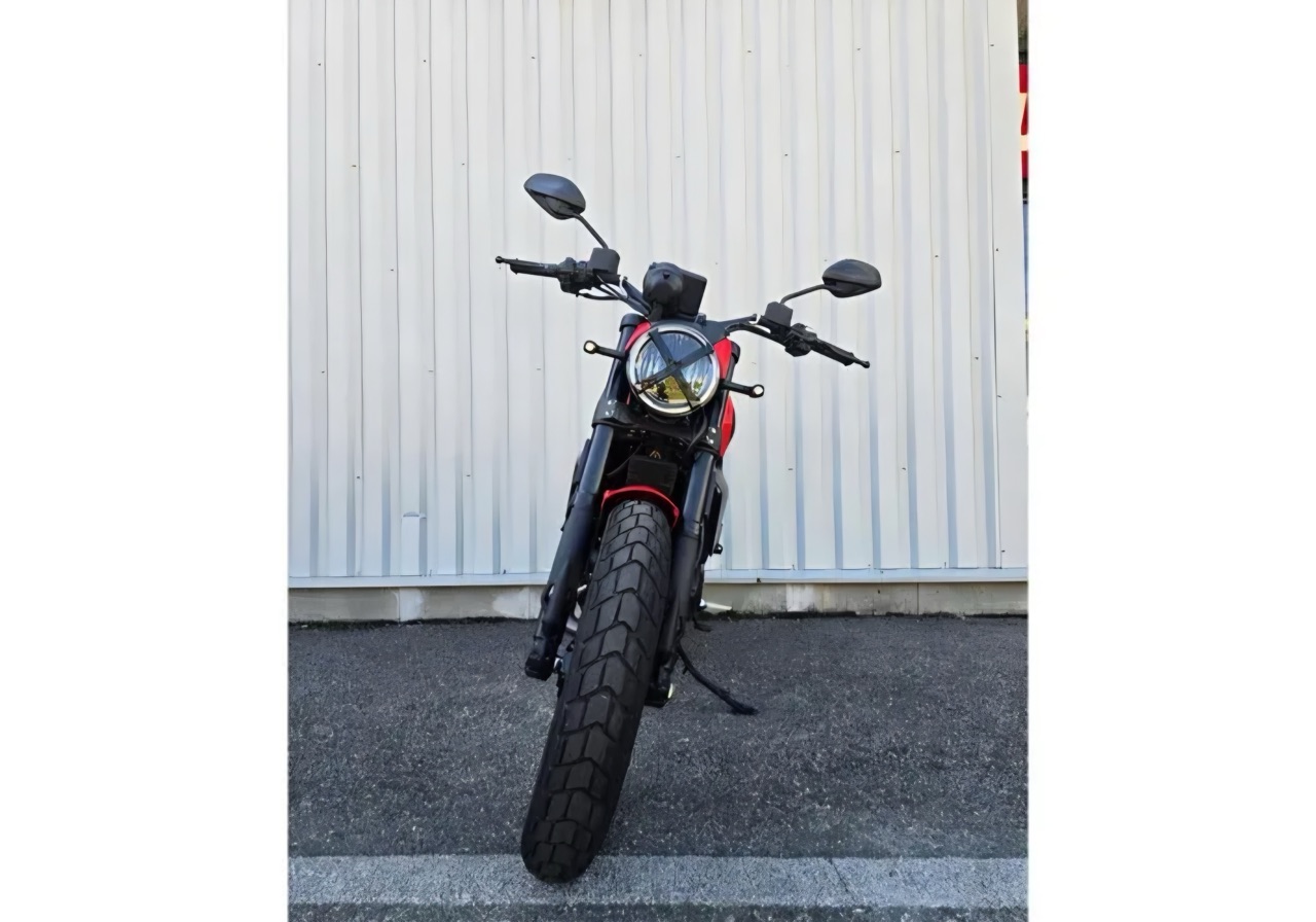 Ducati Scrambler Full Throttle 803 cm3