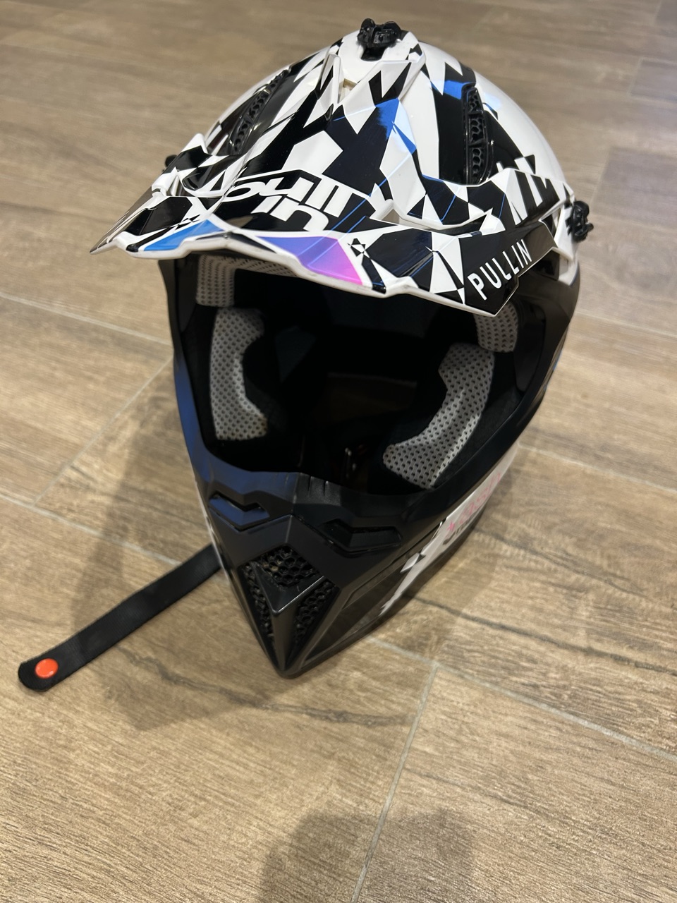 Casque de moto cross femme Pull in race 