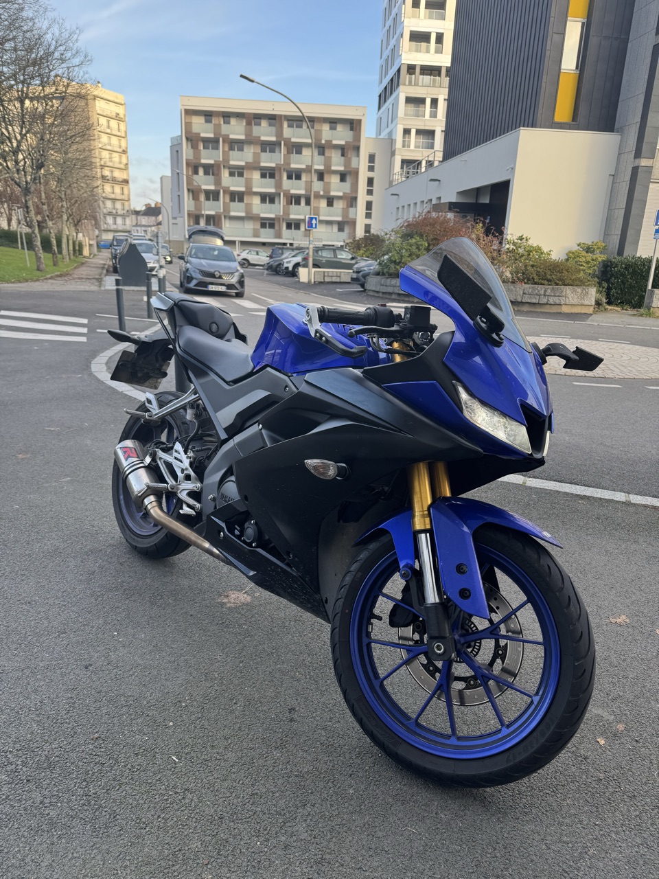 Yzf r125