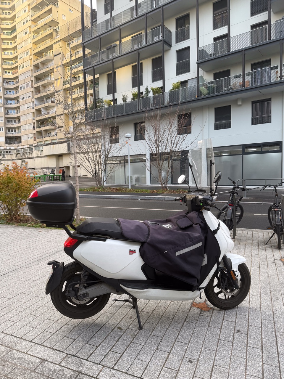 Scooter NIU MQi GT - 70km/h 