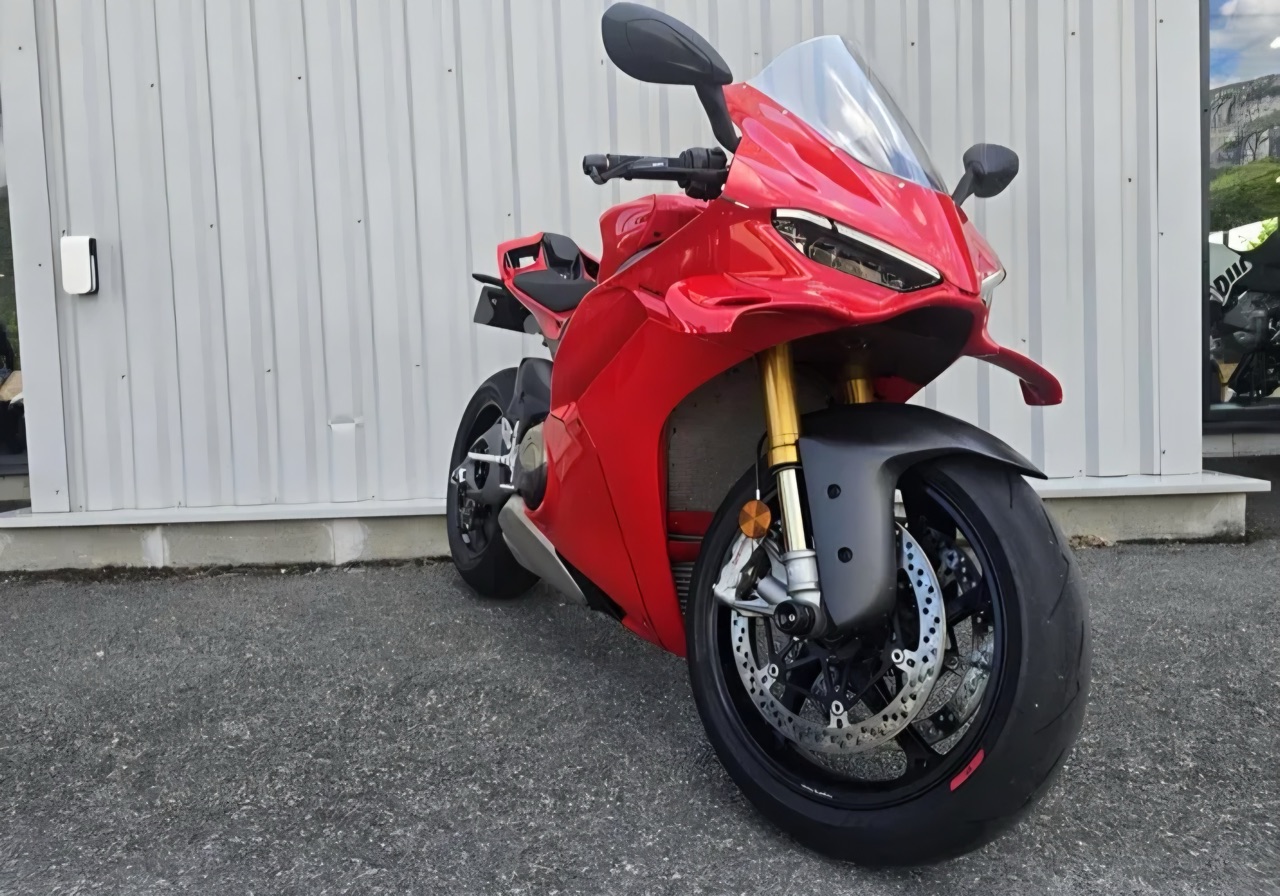 Ducati Panigale V4 S
