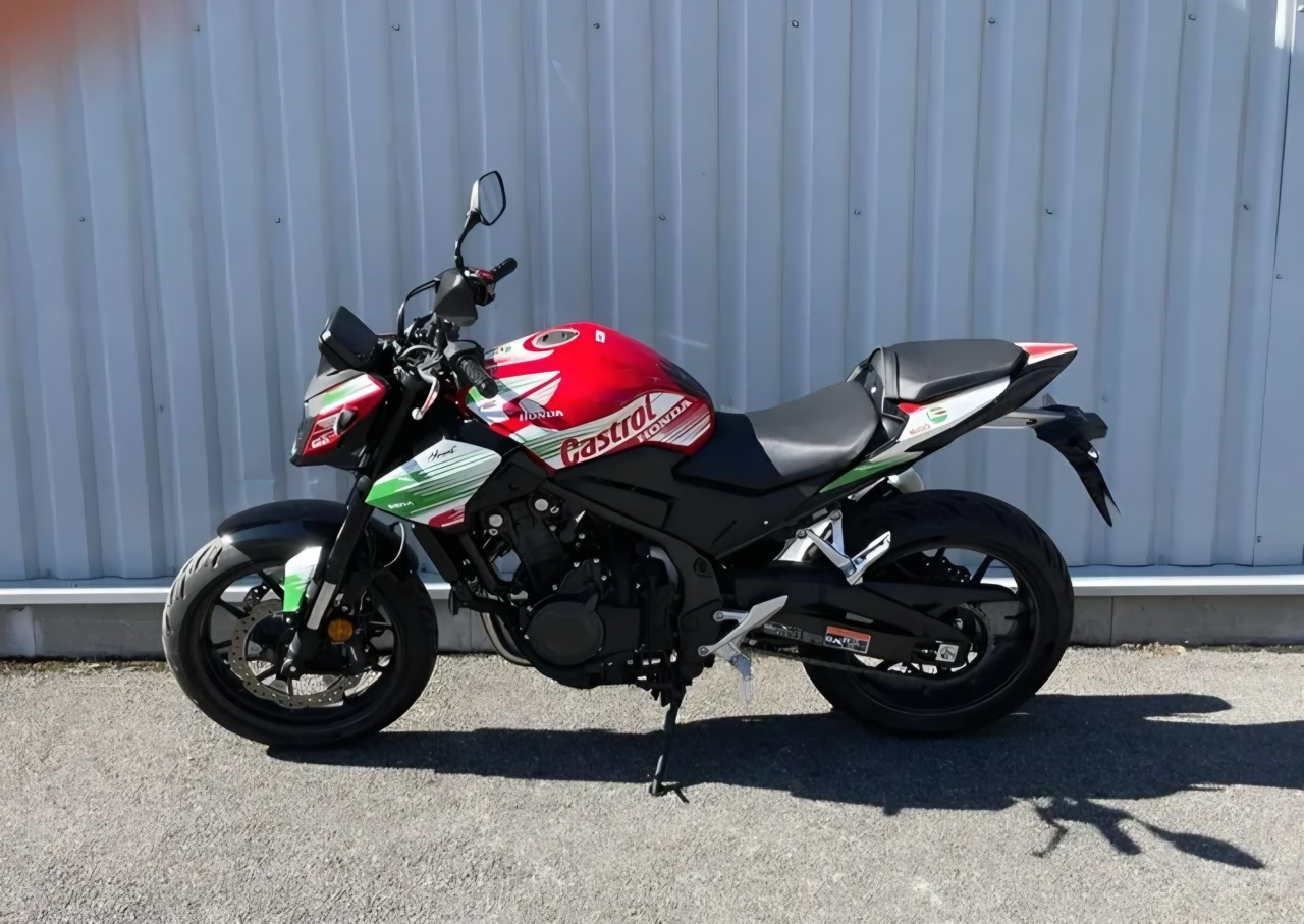 Honda HORNET 500 / CB500F