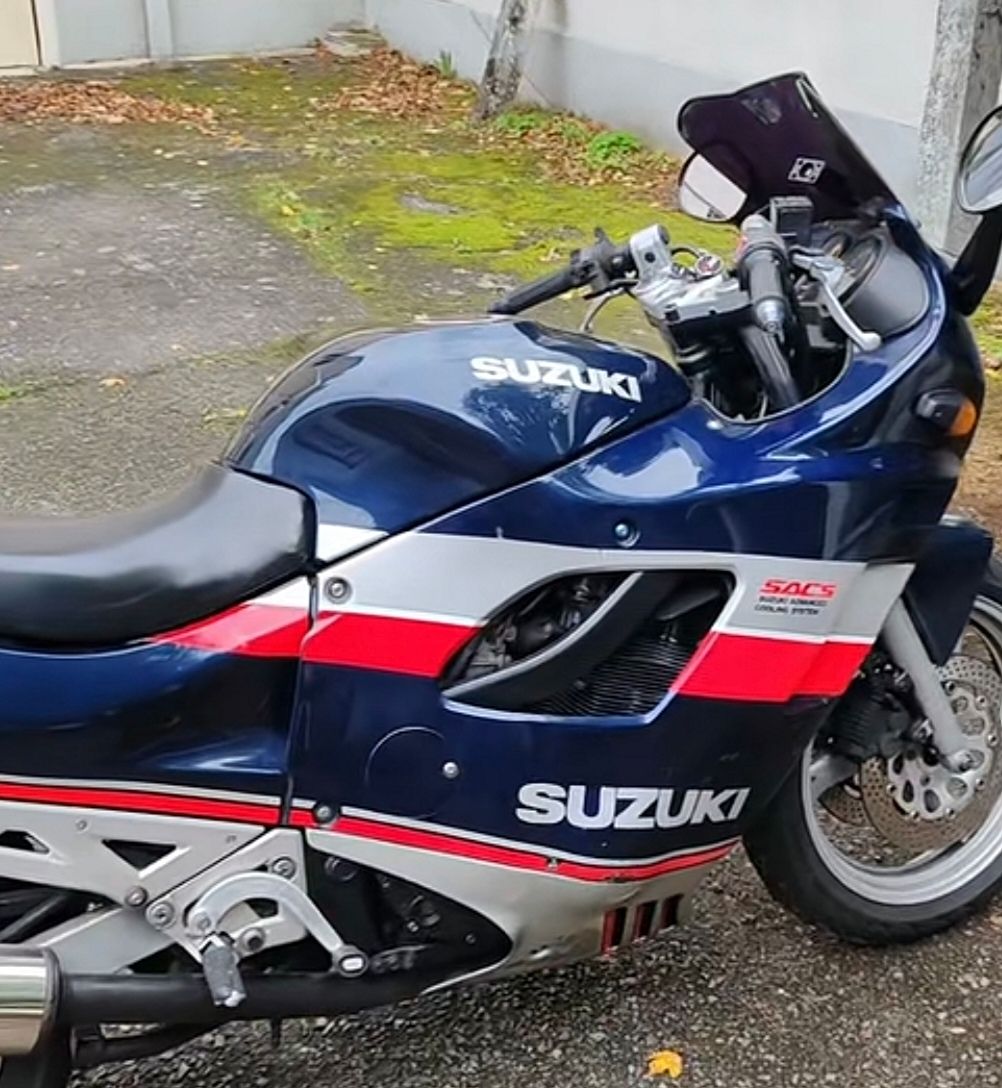 Suzuki 750 gsxf 