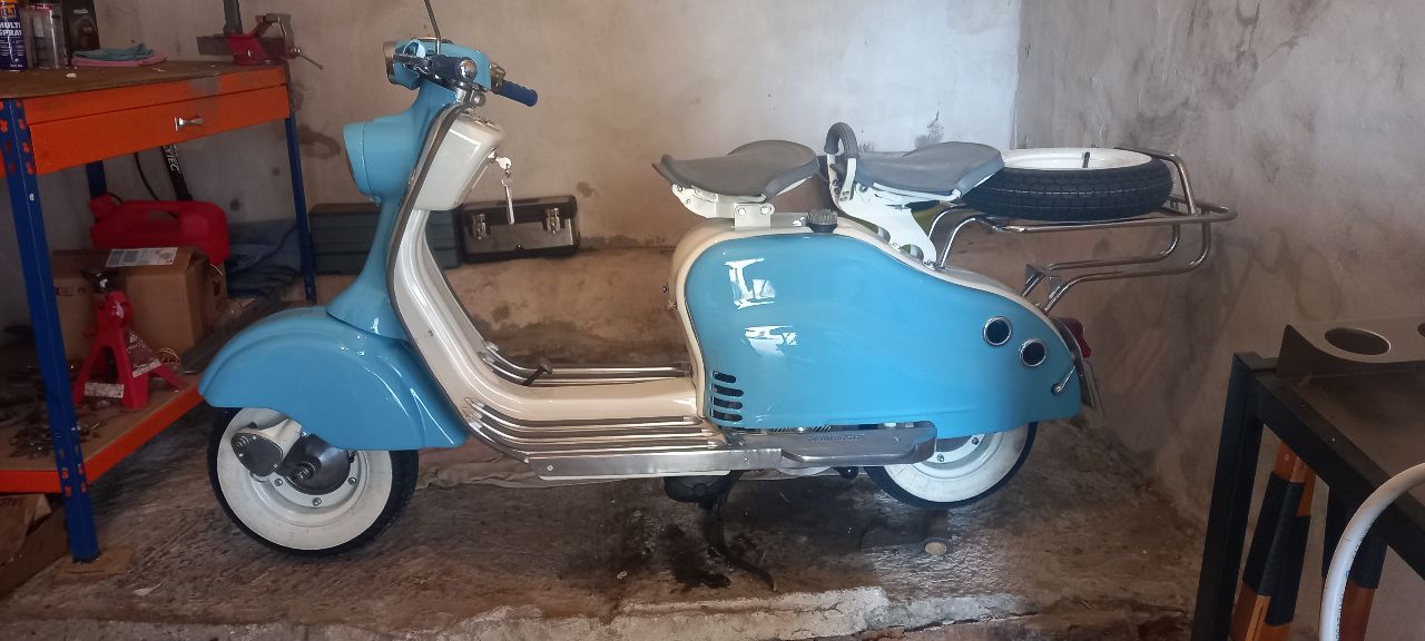 Vend scooter lambretta LD 57
