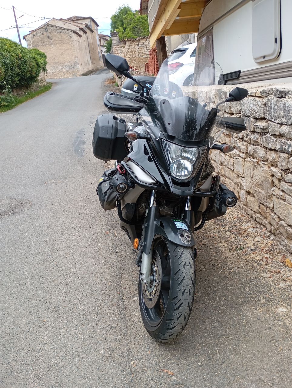 VFR crossrunner vtech,800