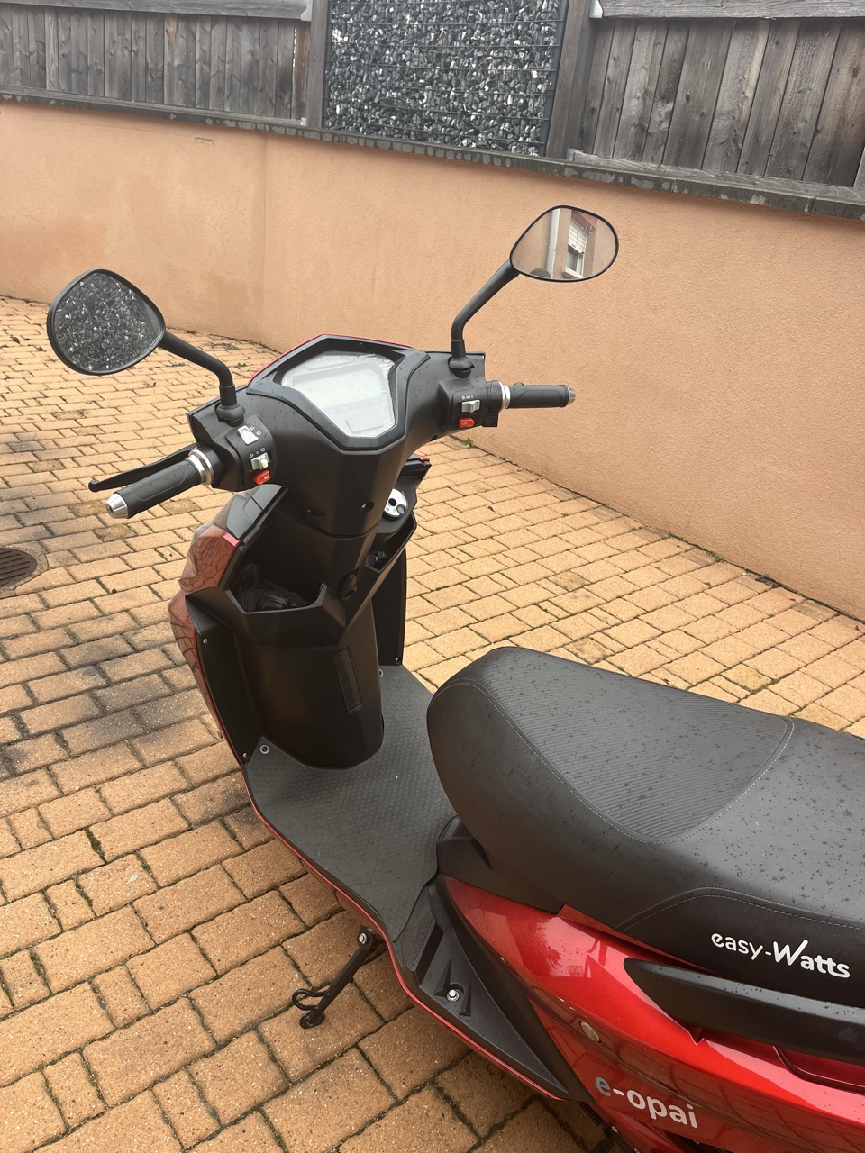 Easy-Watts e-Opai, scooter électrique