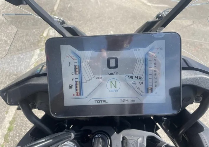 QJ Motor SRT 900 SX Touring