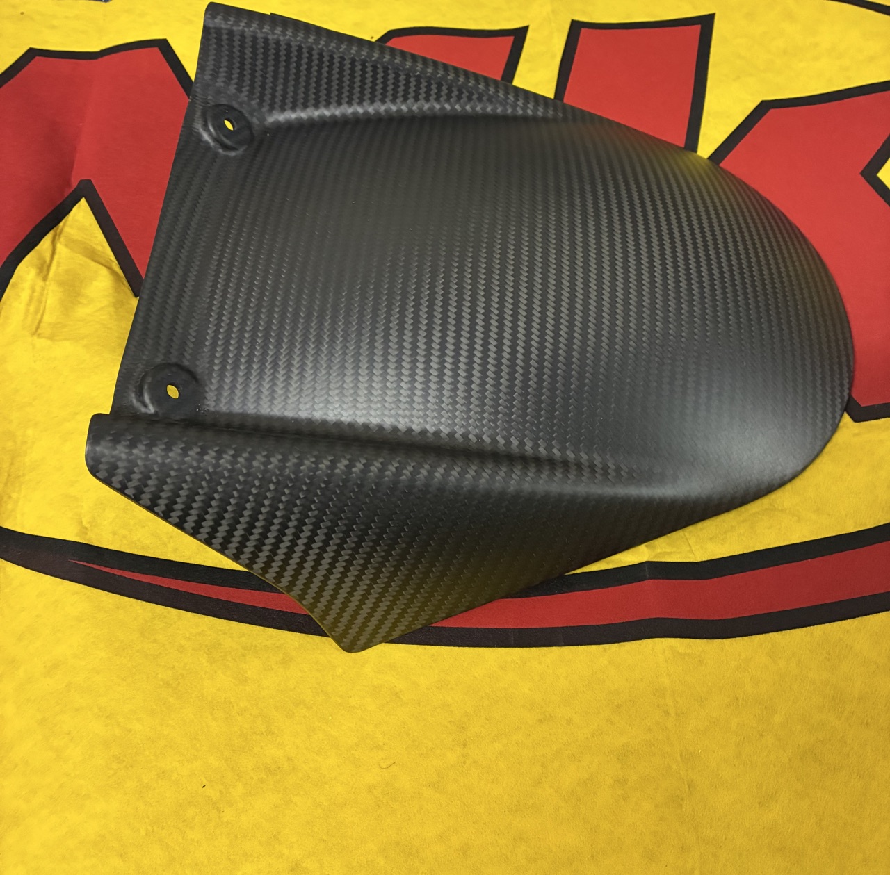 Garde boue arriere rsv4 factory 