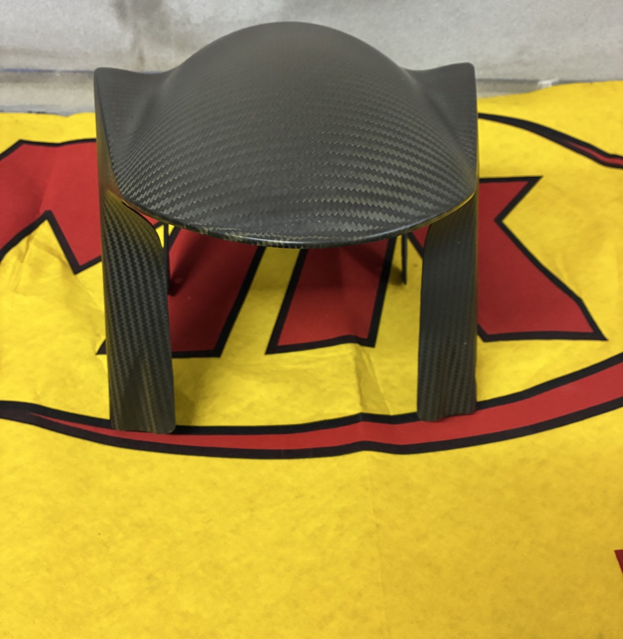 Garde boue avant rsv4 factory 