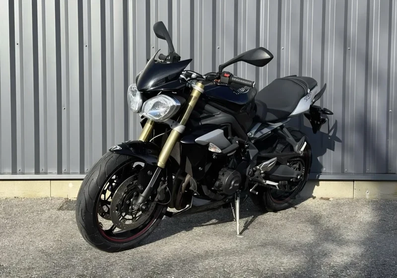 Triumph Street Triple 675