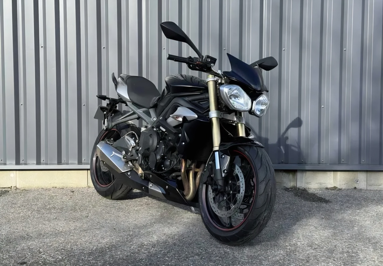 Triumph Street Triple 675