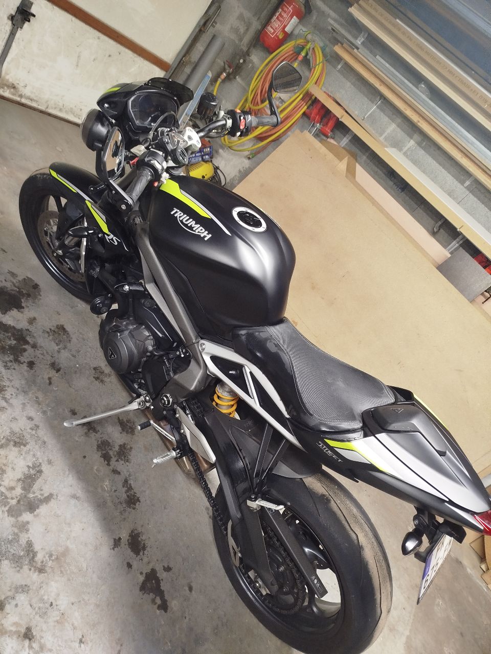 Triumph street triple rs 765