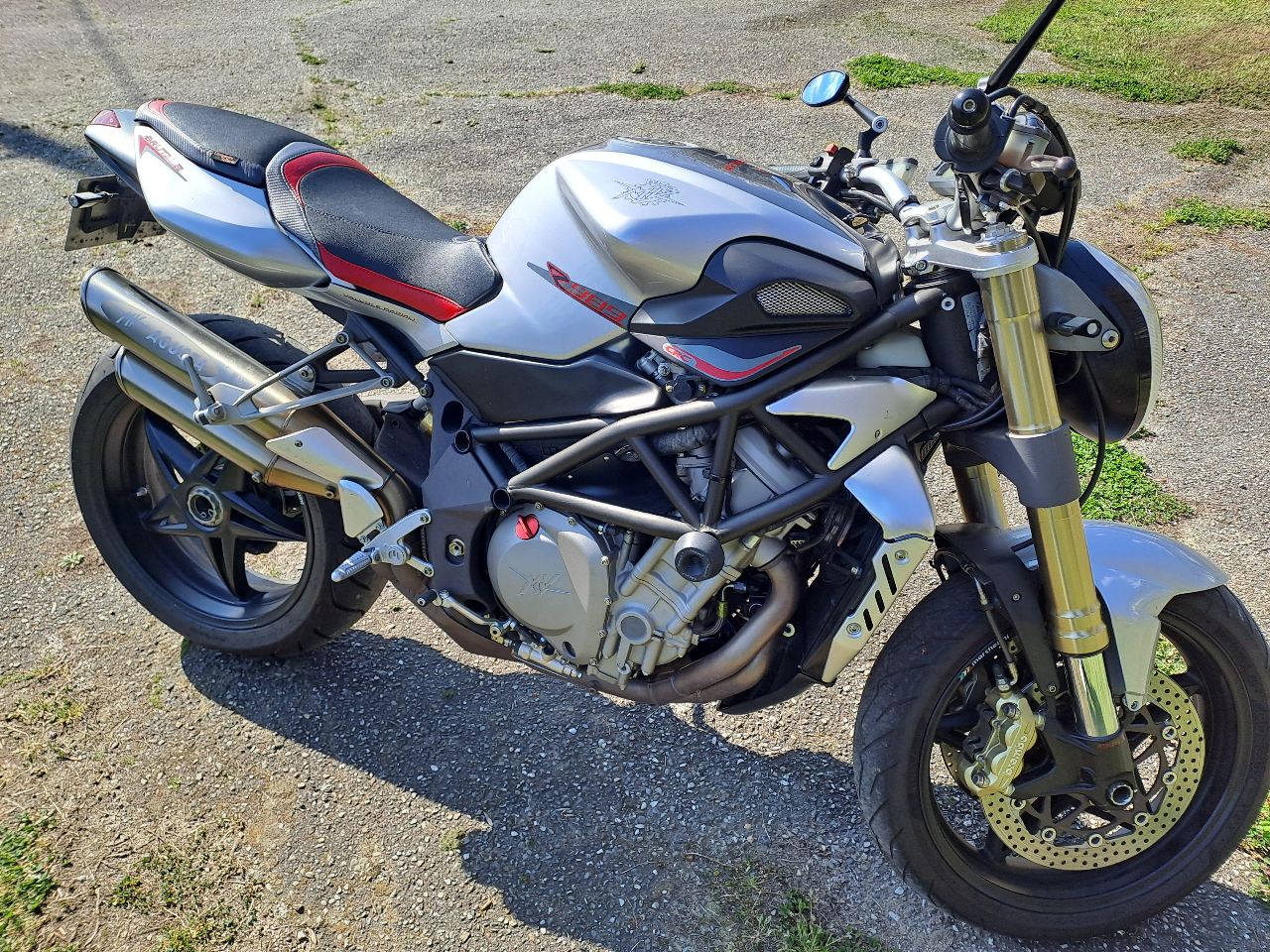 Mv agusta 989r