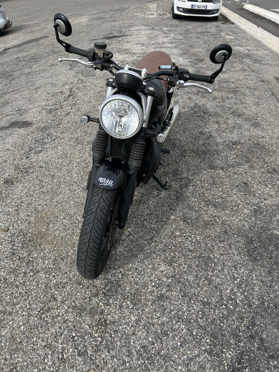 Triumph Street Twin 900 
