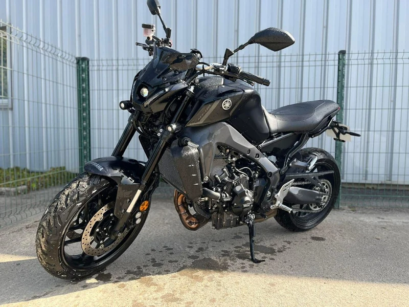 🏍️ MT-09 2022 – 6700 km – Excellent état – prête 