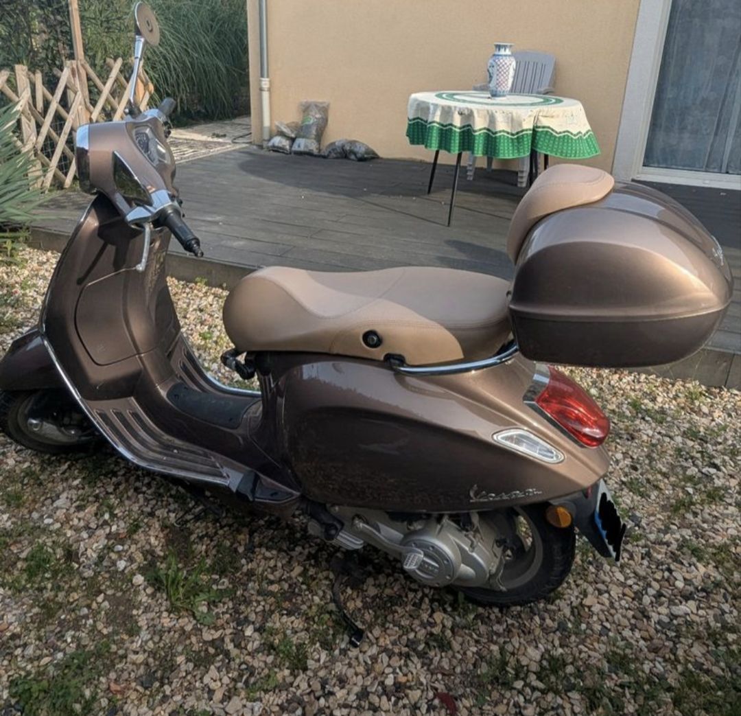 Scooter Vespa Primavera 50cc 4T