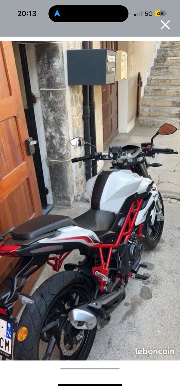 Moto 125 benelli 