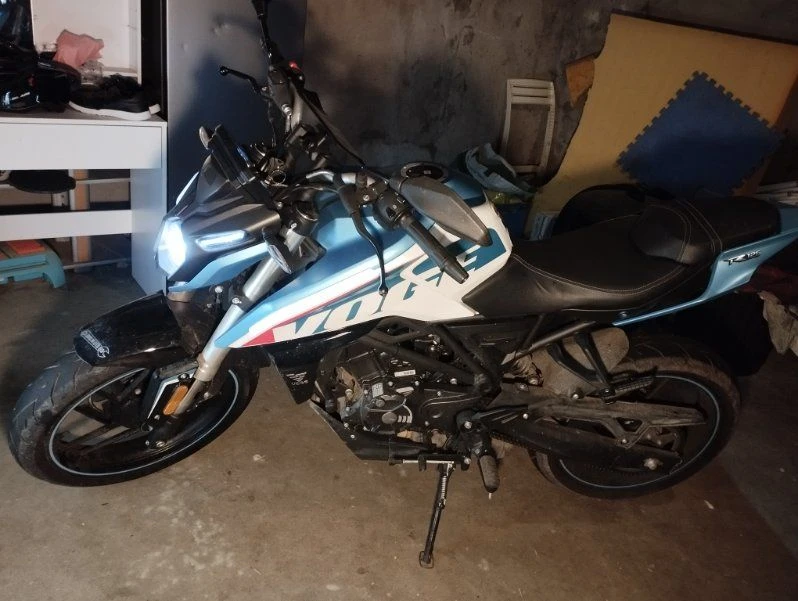 Vend moto voge 125r