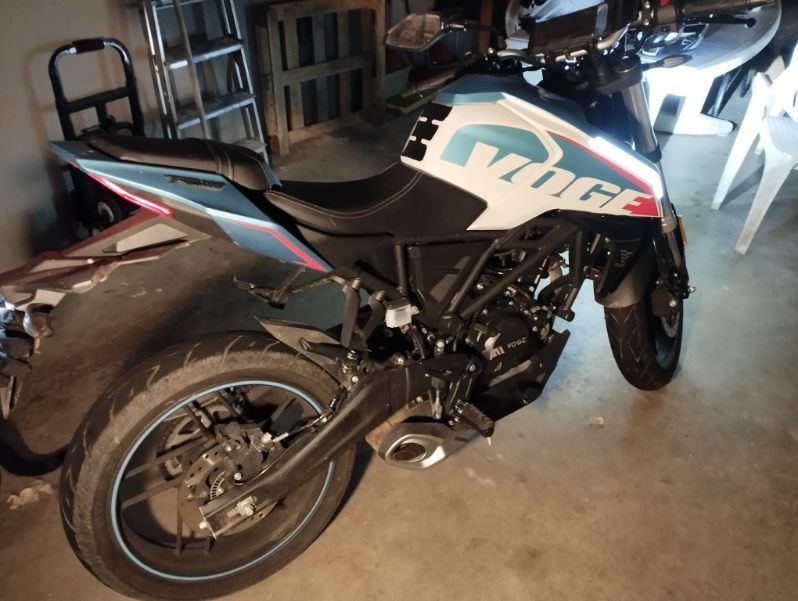 Vend moto voge 125r