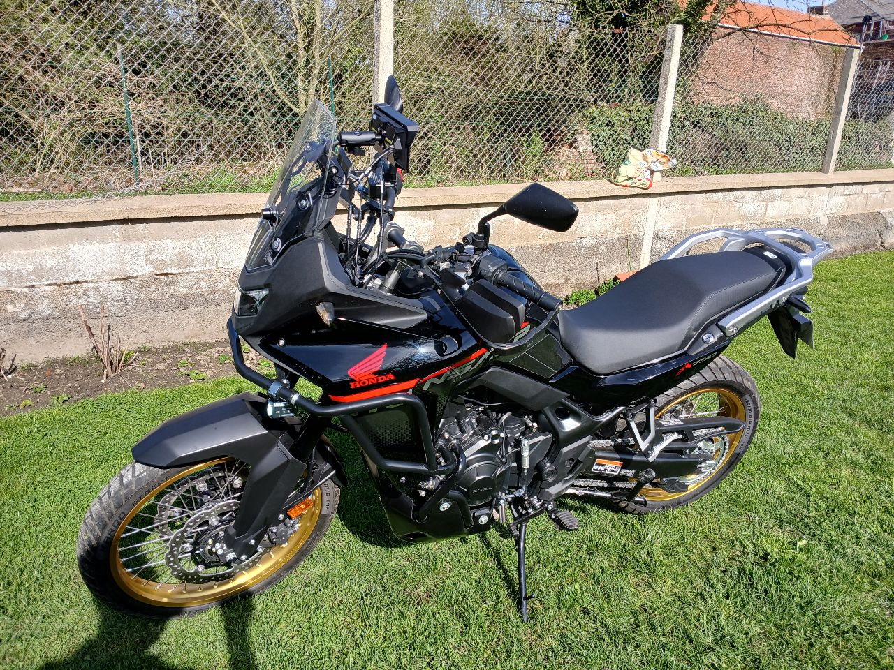 Transalp 750 en full