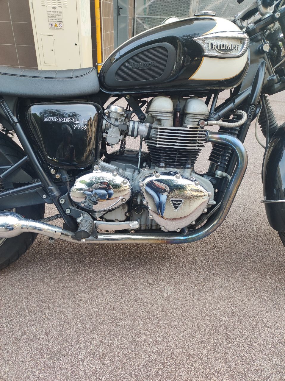 Triumph Bonneville T 100 année 2007