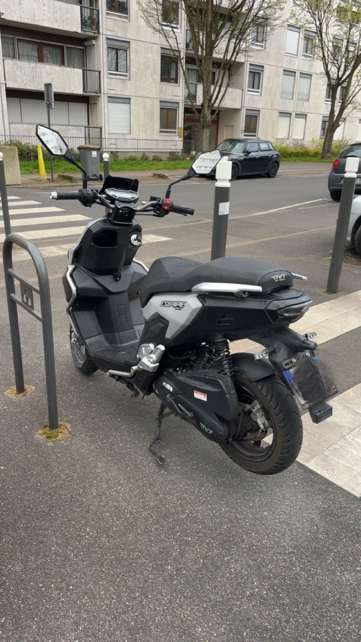 SCOOTEUR NEUF PAS CHER 