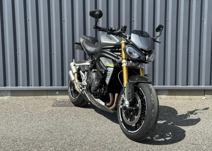 Triumph Speed Triple 1200 RS